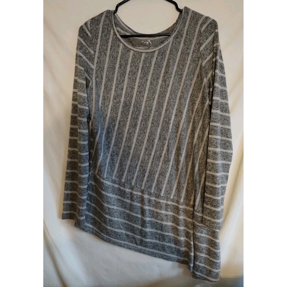 24/7 by Maurices Gray White Asymmetrical Stripe Long Sleeve Tunic Sweater Size S